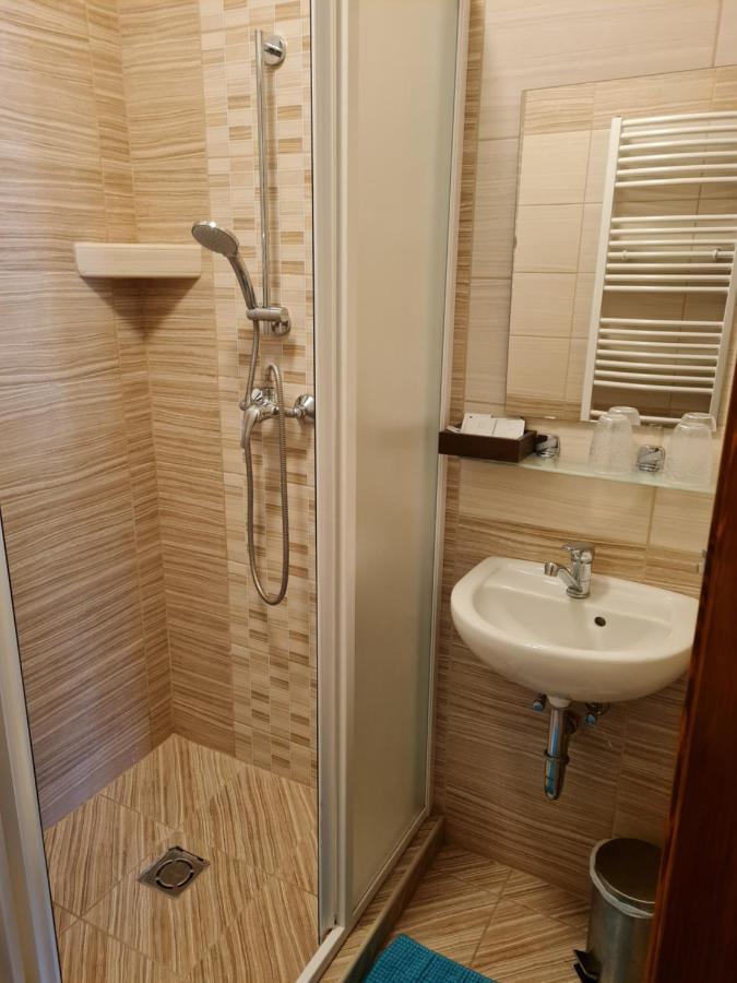Toroes Panzio Bed & Breakfast Szabolcs Екстериор снимка